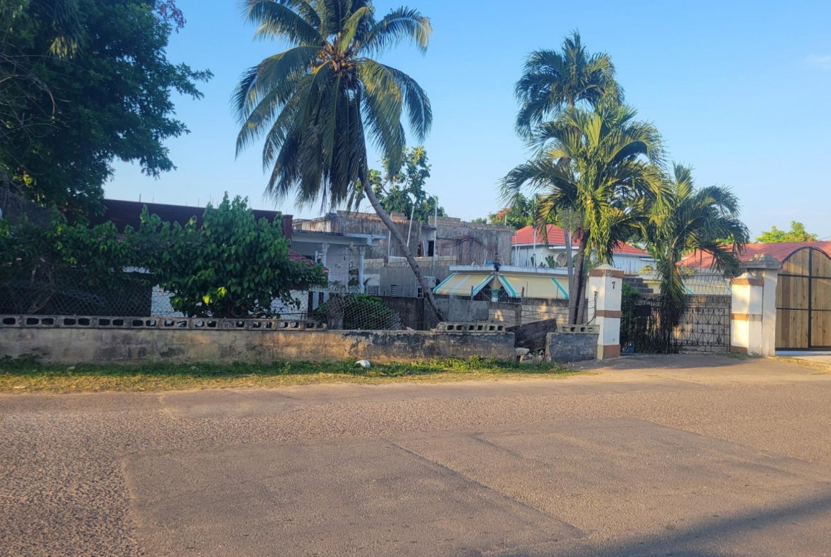 Second image of 7a Perth Road in Ocho Rios, St. Ann, Jamaica - property is For Sale