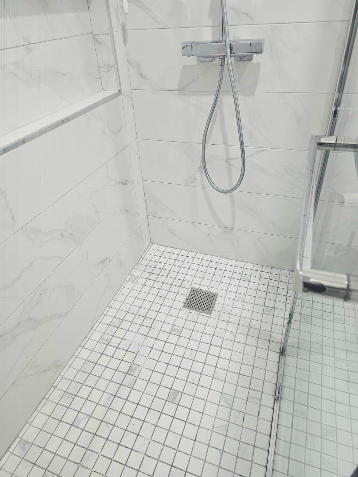 Luxurious-2-Bedroom-Apartment-for-Rent-in-Kingston-6-St.-Andrew-Jamaica Seventh image of 5-2 Ottawa Avenue in Kingston 6, St. Andrew, Jamaica - property is For Rent