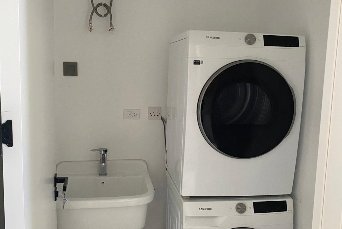 Sixth image of 107-3 Kings Drive in Kingston 6, St. Andrew, Jamaica - property is For Rent