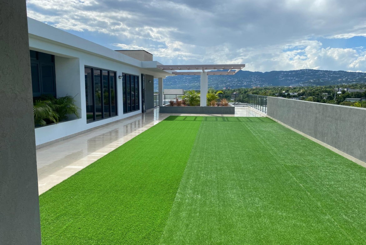 Ninth image of 107-3 Kings Drive in Kingston 6, St. Andrew, Jamaica - property is For Rent