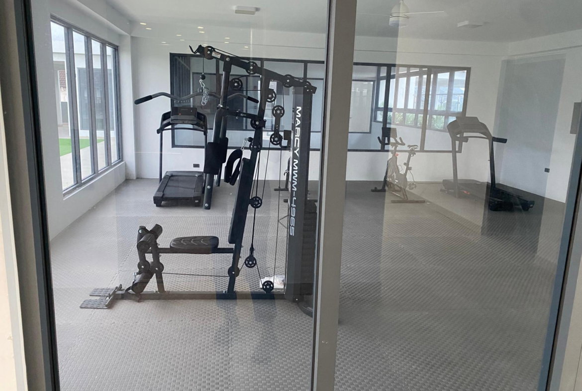 Tenth image of 107-3 Kings Drive in Kingston 6, St. Andrew, Jamaica - property is For Rent