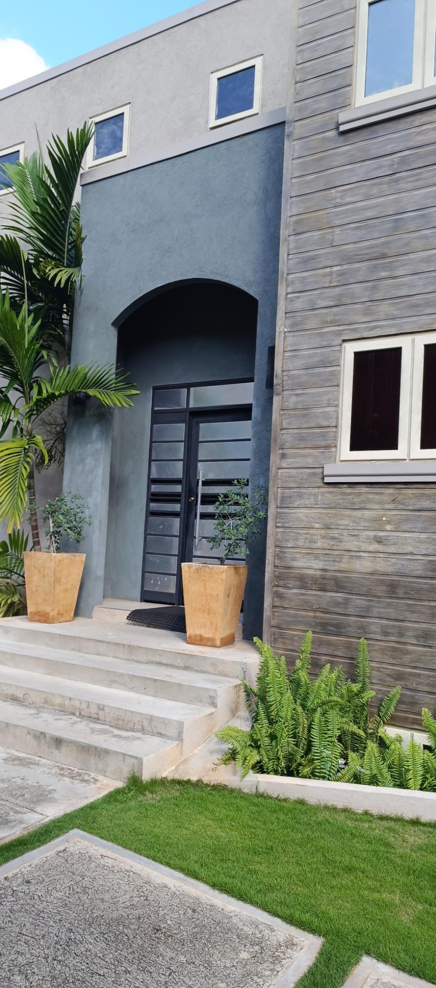 Ninth image of 104-200 Red Hills rd in Red Hills, St. Andrew, Jamaica - property is For Sale