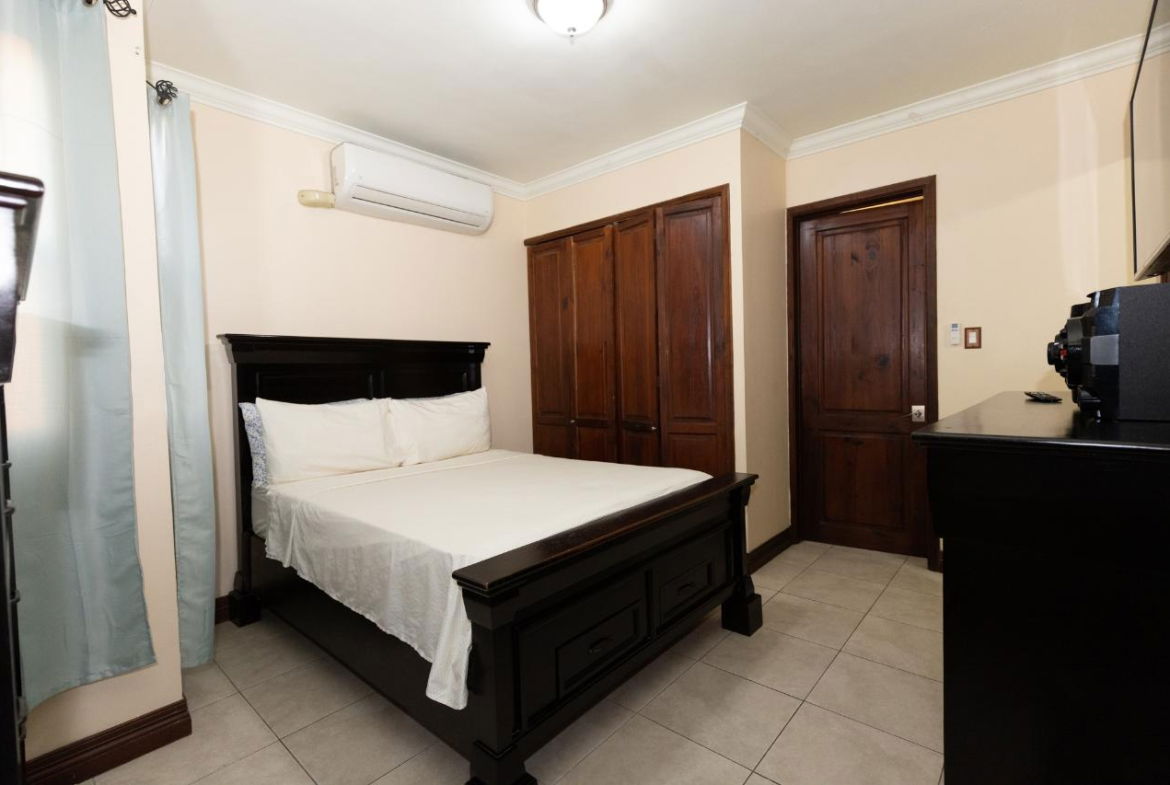 Fourteenth image of 13-15a Charlton rd in Constant Spring P.O., St. Andrew, Jamaica - property is For Sale