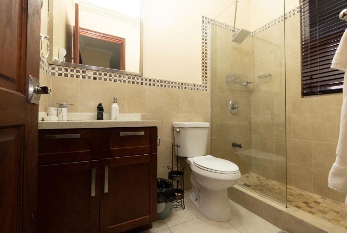 Twenty-First image of 13-15a Charlton rd in Constant Spring P.O., St. Andrew, Jamaica - property is For Sale