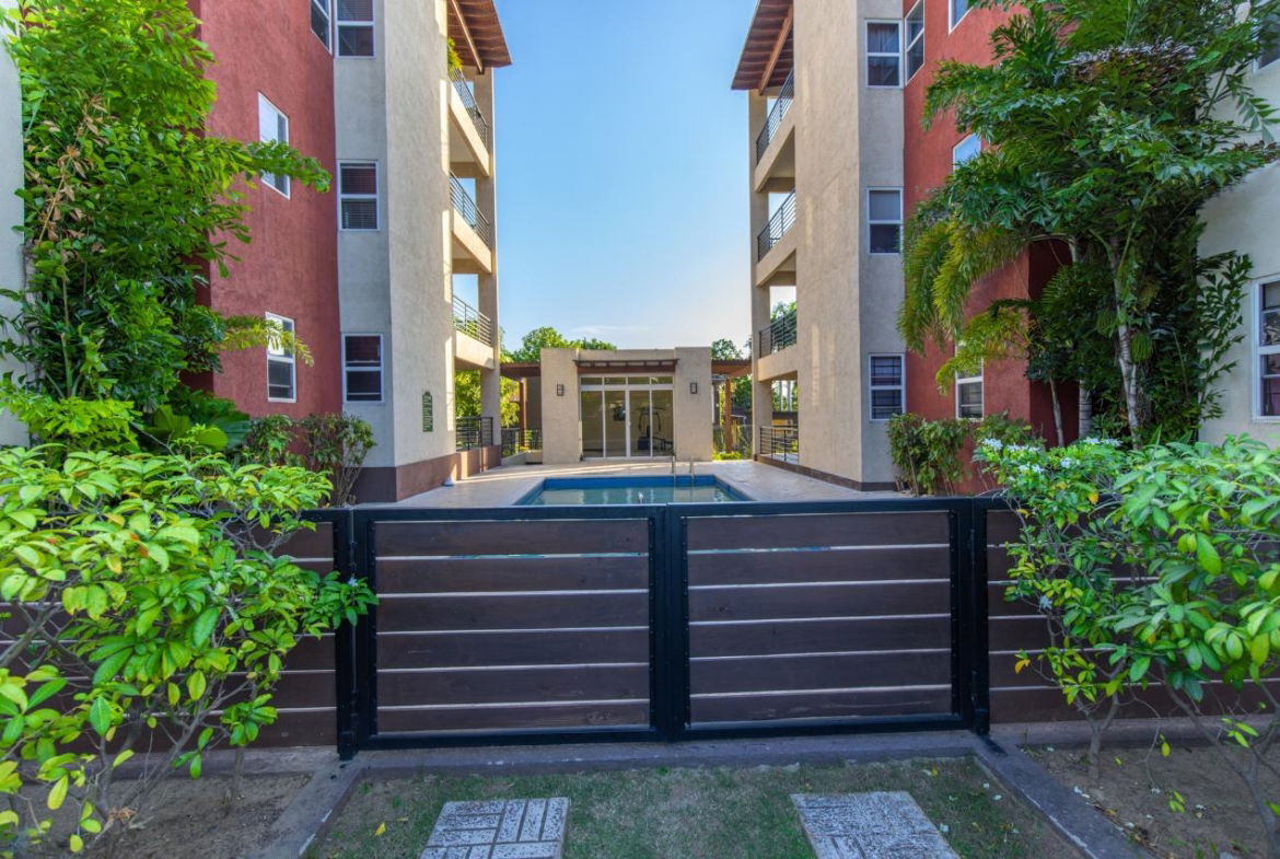 Fifth image of 13-15a Charlton rd in Constant Spring P.O., St. Andrew, Jamaica - property is For Sale