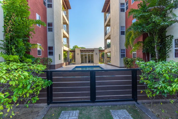 Fifth image of 13-15a Charlton rd in Constant Spring P.O., St. Andrew, Jamaica - property is For Sale