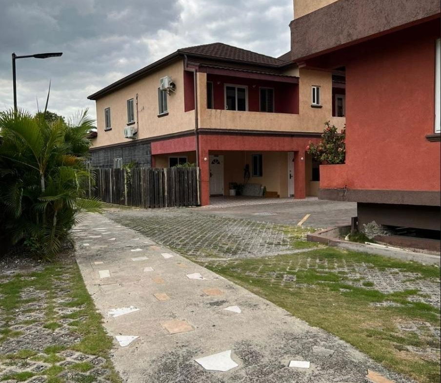 Eleventh image of 9-11 Washington Drive in Kingston 10, St. Andrew, Jamaica - property is For Sale