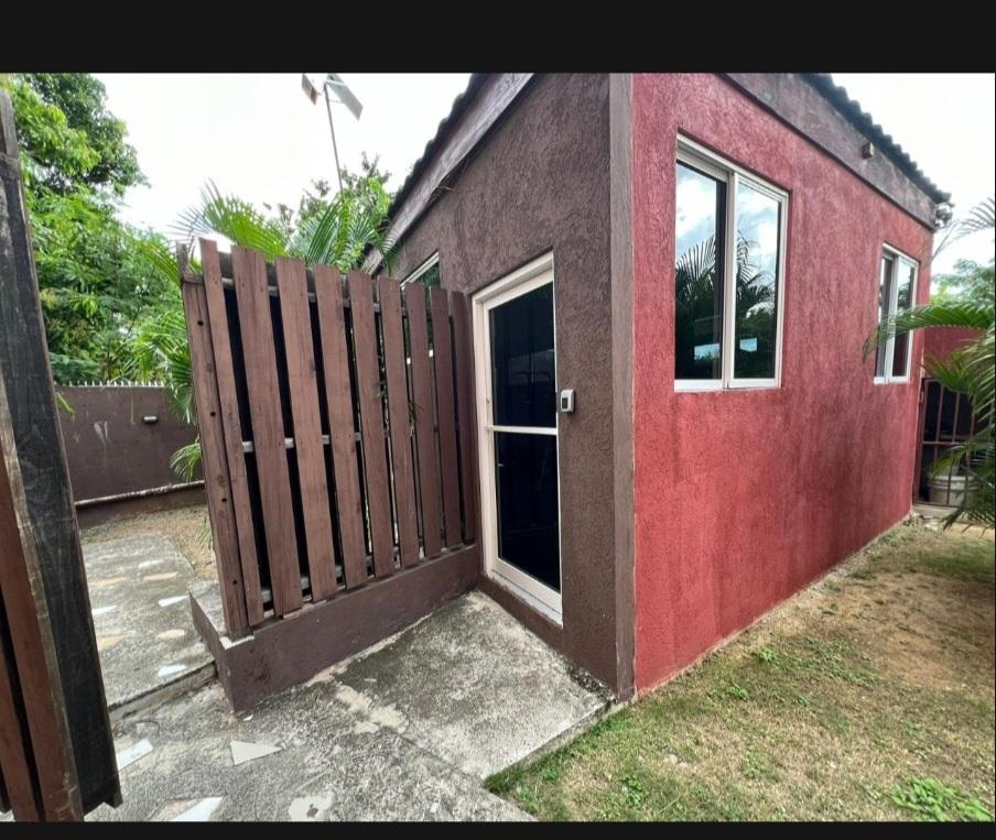 Thirteenth image of 9-11 Washington Drive in Kingston 10, St. Andrew, Jamaica - property is For Sale