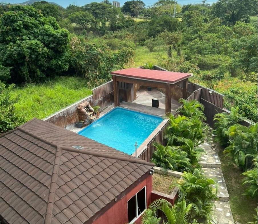Seventeenth image of 9-11 Washington Drive in Kingston 10, St. Andrew, Jamaica - property is For Sale