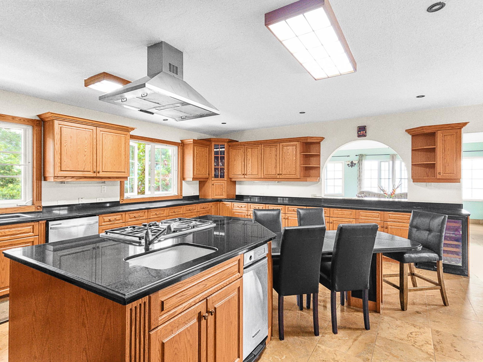 Sixteenth image of 160 Victory Avenue in Kingston 19, St. Andrew, Jamaica - property is For Sale