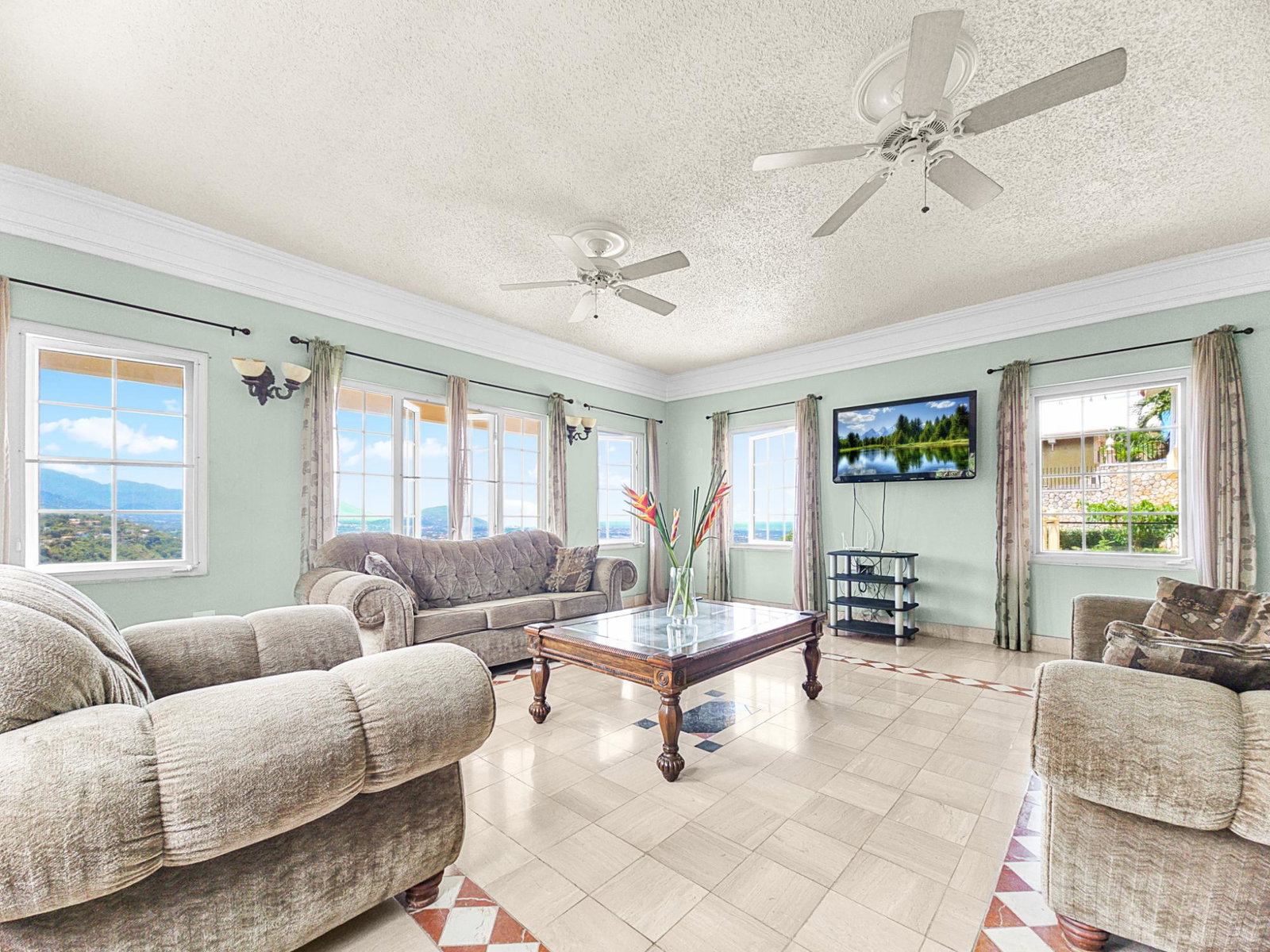Tenth image of 160 Victory Avenue in Kingston 19, St. Andrew, Jamaica - property is For Sale