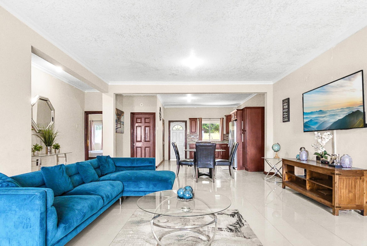 Third image of 12-4 West Kirkland Heights in Kingston 19, St. Andrew, Jamaica - property is For Rent