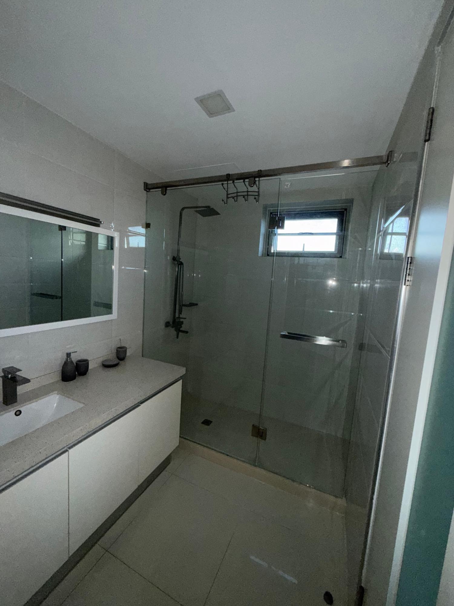Luxury-2-Bedroom-Apartment-for-Rent-at-20-South-St.-Andrew-Jamaica Thirteenth image of 410-20 South Avenue in Kingston 10, St. Andrew, Jamaica - property is For Rent