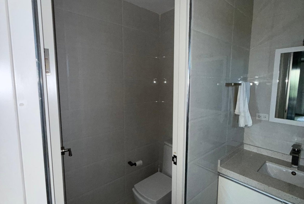 Sixteenth image of 410-20 South Avenue in Kingston 10, St. Andrew, Jamaica - property is For Rent