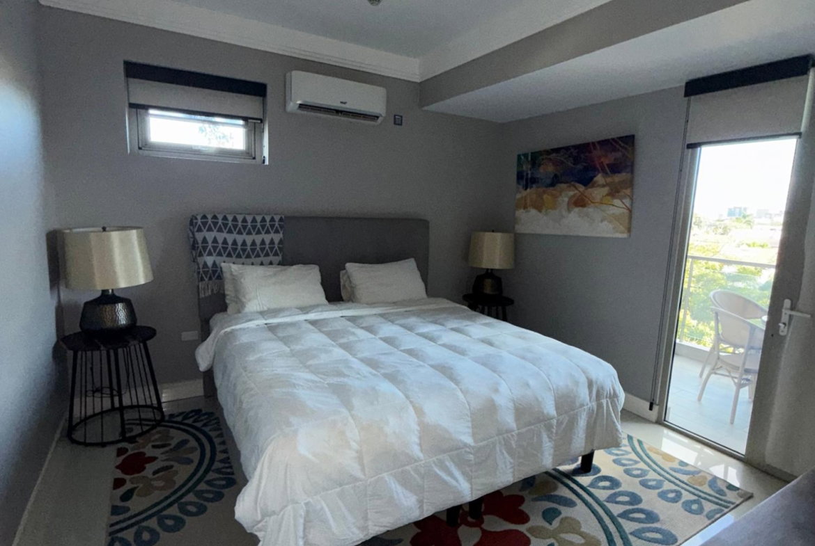 Fourth image of 410-20 South Avenue in Kingston 10, St. Andrew, Jamaica - property is For Rent