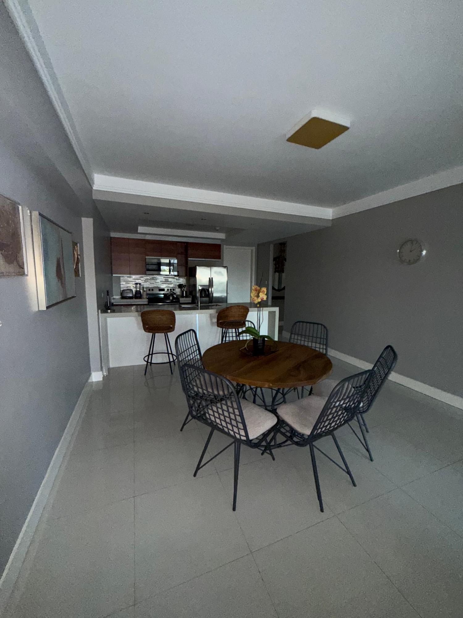 Luxury-2-Bedroom-Apartment-for-Rent-at-20-South-St.-Andrew-Jamaica Tenth image of 410-20 South Avenue in Kingston 10, St. Andrew, Jamaica - property is For Rent