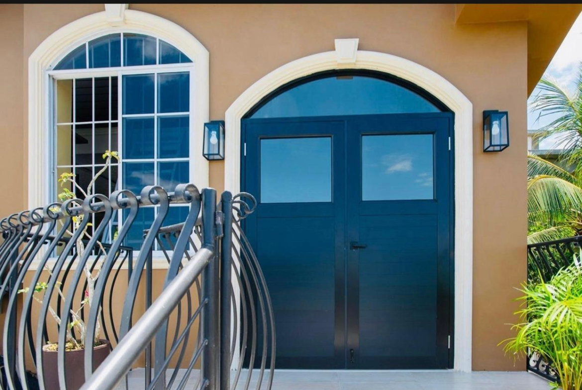 Twenty-Fourth image of 1b-lot 347 Bogue Village, Montego ba in Bogue Village, St. James, Jamaica - property is For Rent