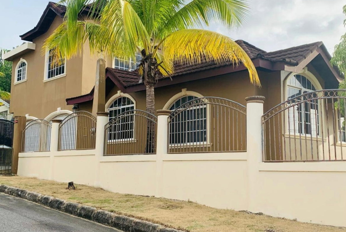 Twenty-Fifth image of 1b-lot 347 Bogue Village, Montego ba in Bogue Village, St. James, Jamaica - property is For Rent