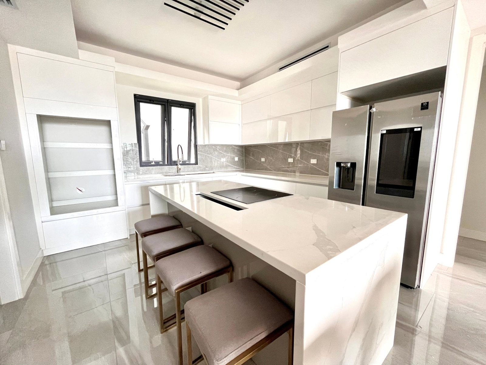 Seventeenth image of 23- Spyglass, Tavistock Terra in Kingston 6, St. Andrew, Jamaica - property is For Rent
