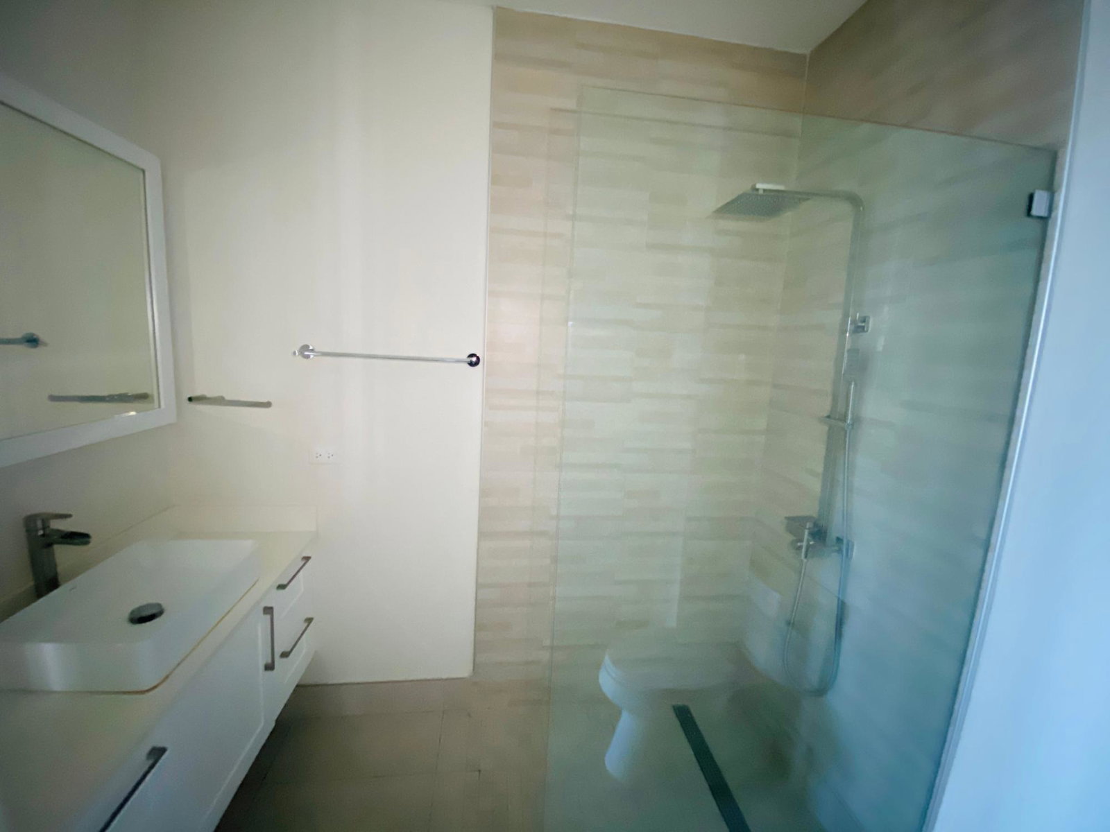 Eighth image of Apt 31- Seymour Avenue, Kingston in Kingston 6, St. Andrew, Jamaica - property is For Rent