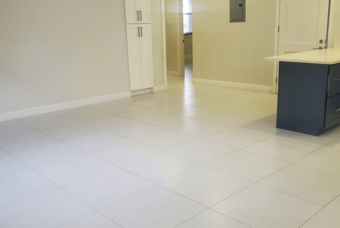 Seventh image of A1- Ocean Springs in Reading, St. James, Jamaica - property is For Rent