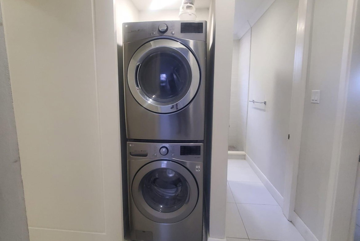 Twelfth image of A1- Ocean Springs in Reading, St. James, Jamaica - property is For Rent