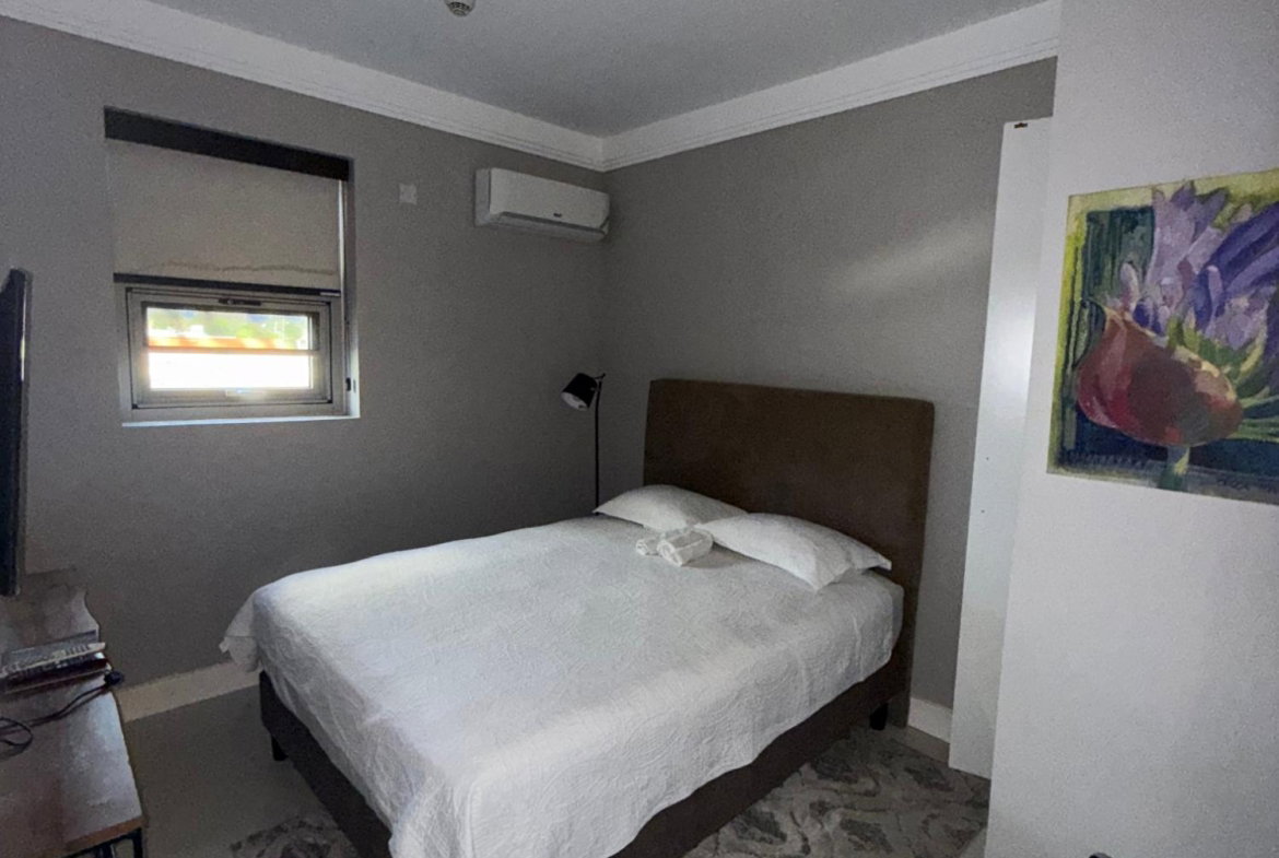 Fifteenth image of 410-20 South Avenue in Kingston 10, St. Andrew, Jamaica - property is For Sale