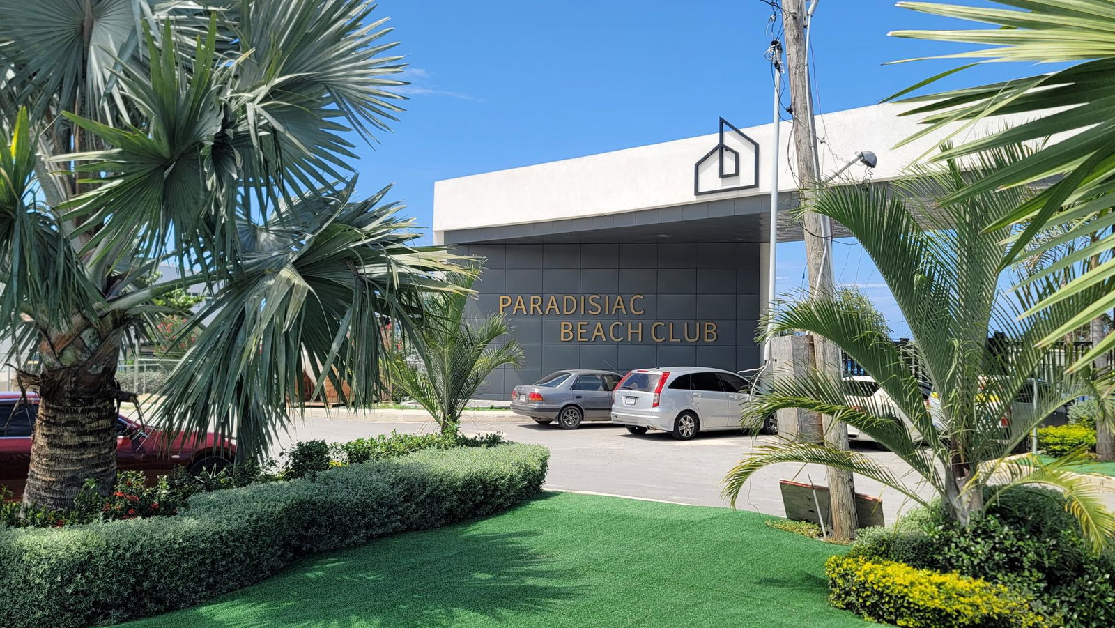 Luxury-2-Bedroom-Apartment-for-Sale-at-Paradisiac-Beach-Club-St.-Ann-Jamaica Twenty-First image of H203- Paradisiac Beach Club in Richmond, St. Ann, Jamaica - property is For Sale