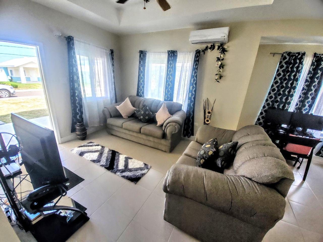 Eleventh image of 97-30 Seashore East in Lucea, Hanover, Jamaica - property is For Rent