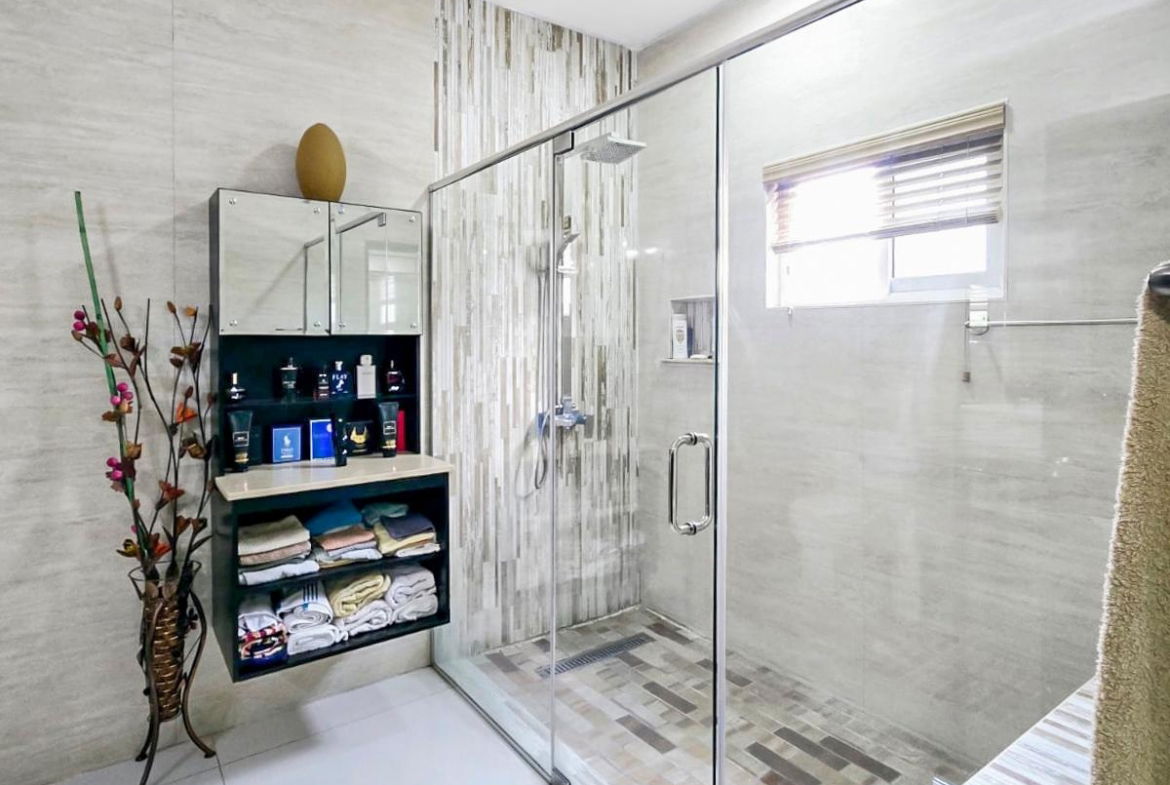 Fourteenth image of 8-26 Russell Heights in Kingston 8, St. Andrew, Jamaica - property is For Sale