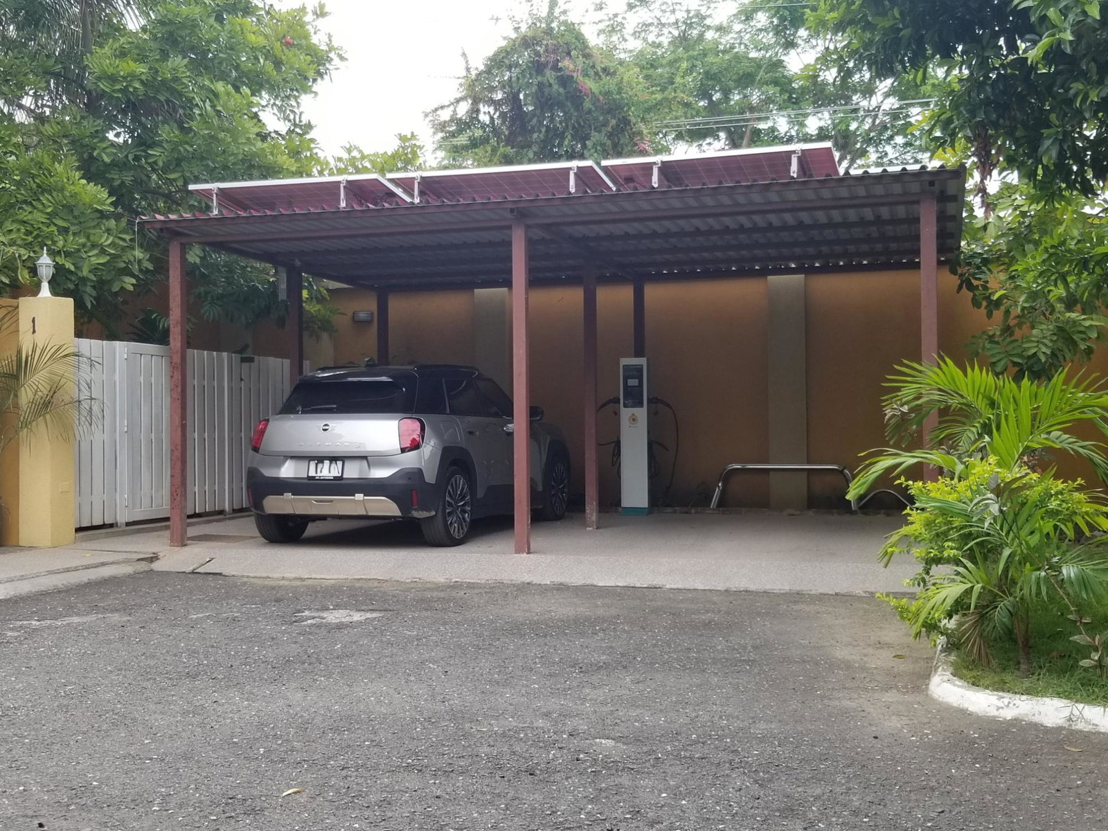 Sixth image of Apt. #5-33 University Crescent, in Kingston 6, St. Andrew, Jamaica - property is For Rent