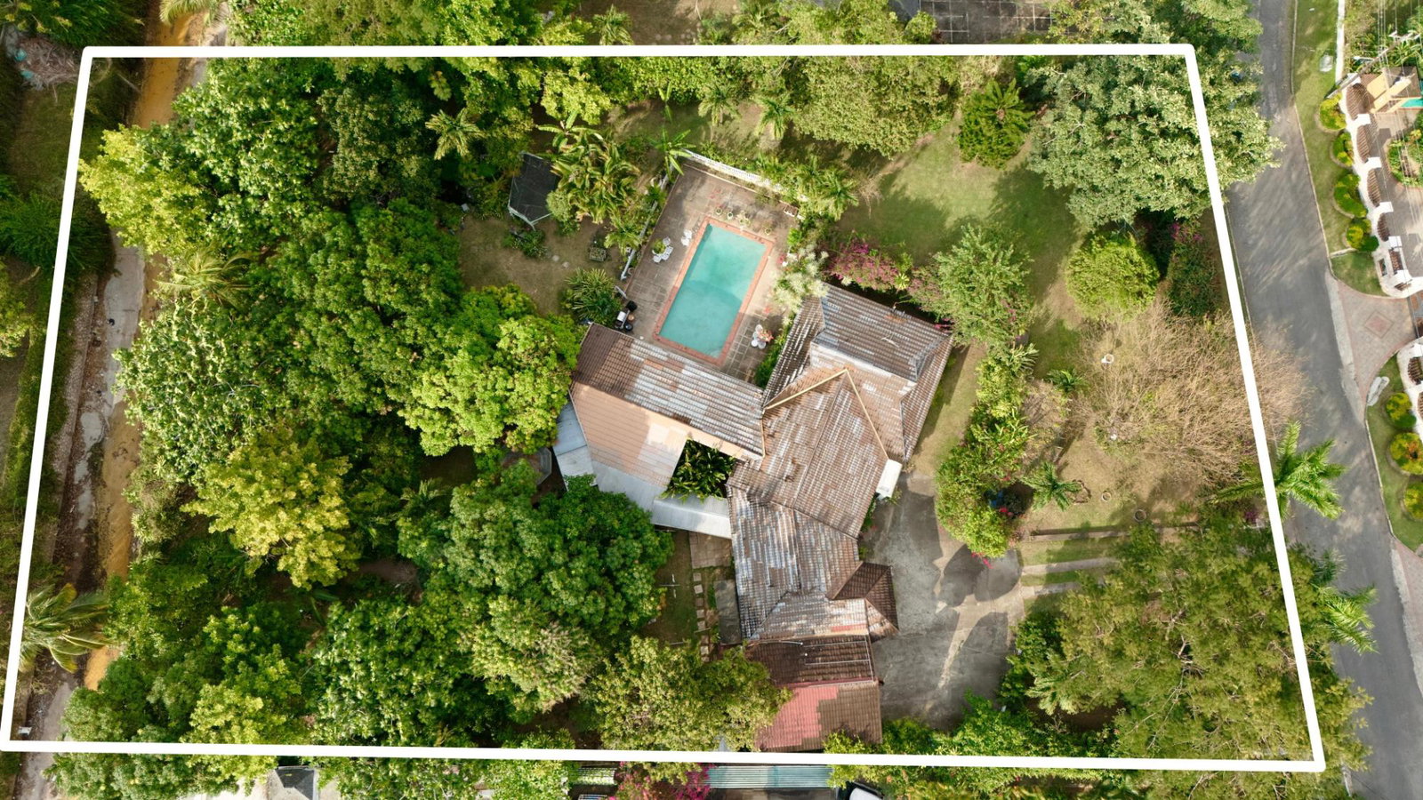 Fifth image of 3 Shortwood Drive in Kingston 8, St. Andrew, Jamaica - property is For Sale