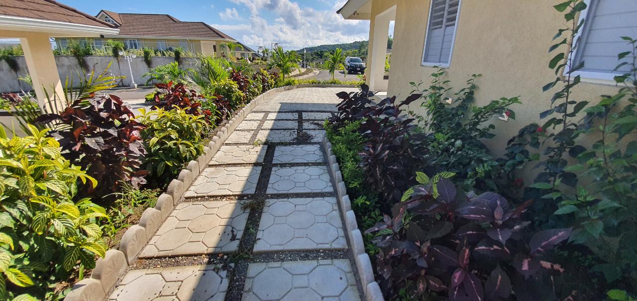 Nineteenth image of 818 Seagrape Ave, Richmond in St. Ann's Bay, St. Ann, Jamaica - property is For Rent