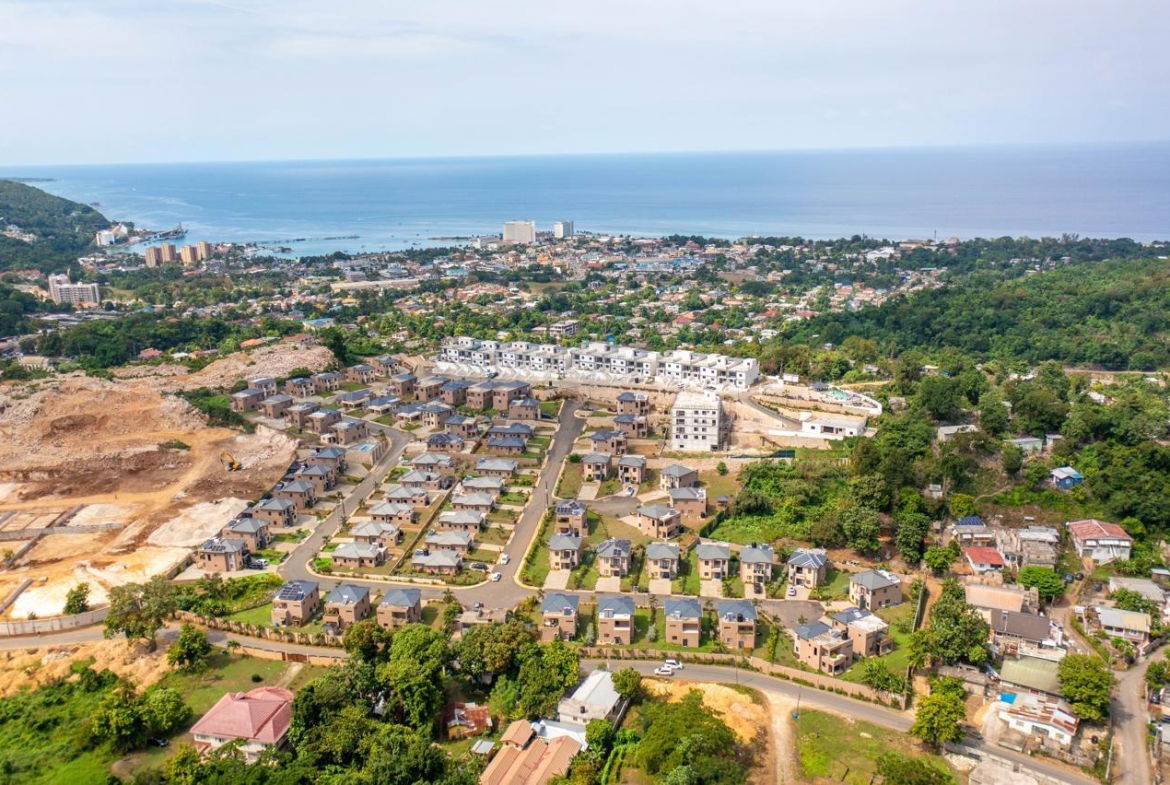 Twenty-Fourth image of 82 Ocho Rios Country Club in Ocho Rios, St. Ann, Jamaica - property is For Sale