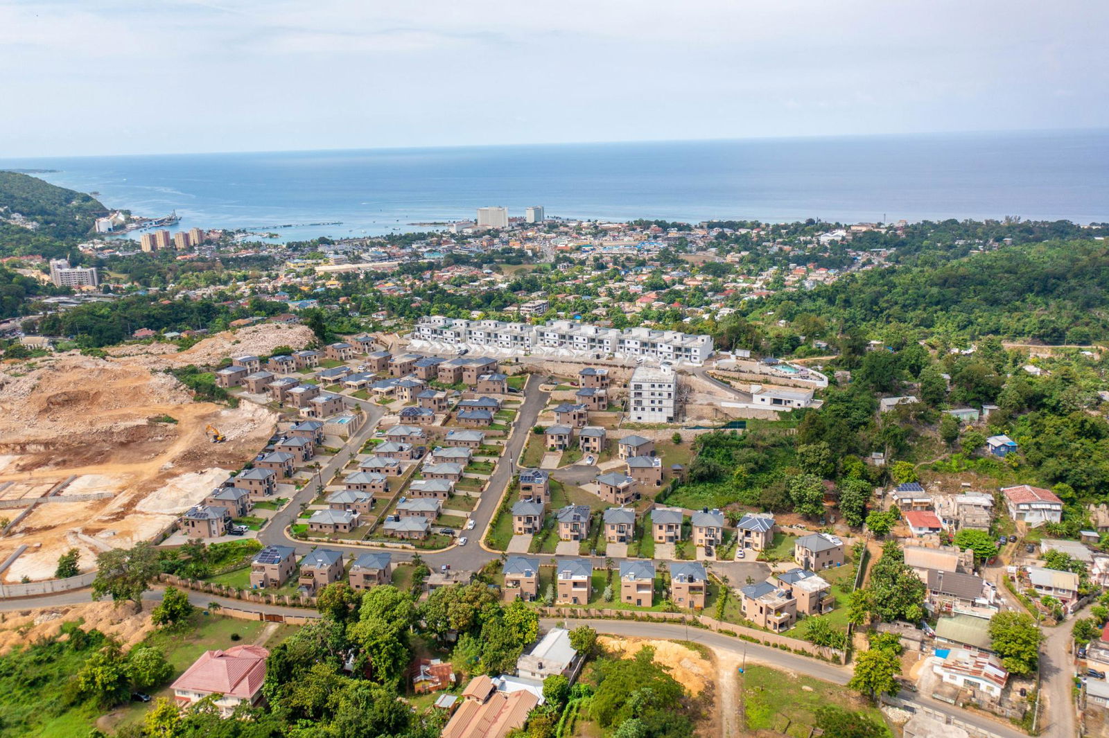 Luxury-3-Bedroom-Townhouse-for-Sale-in-Ocho-Rios-Country-Club-St.-Ann-Jamaica Thirtieth image of 81- Ocho Rios Country Club in Ocho Rios, St. Ann, Jamaica - property is For Sale