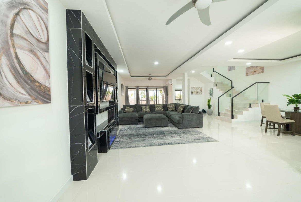 Fourth image of 81- Ocho Rios Country Club in Ocho Rios, St. Ann, Jamaica - property is For Sale