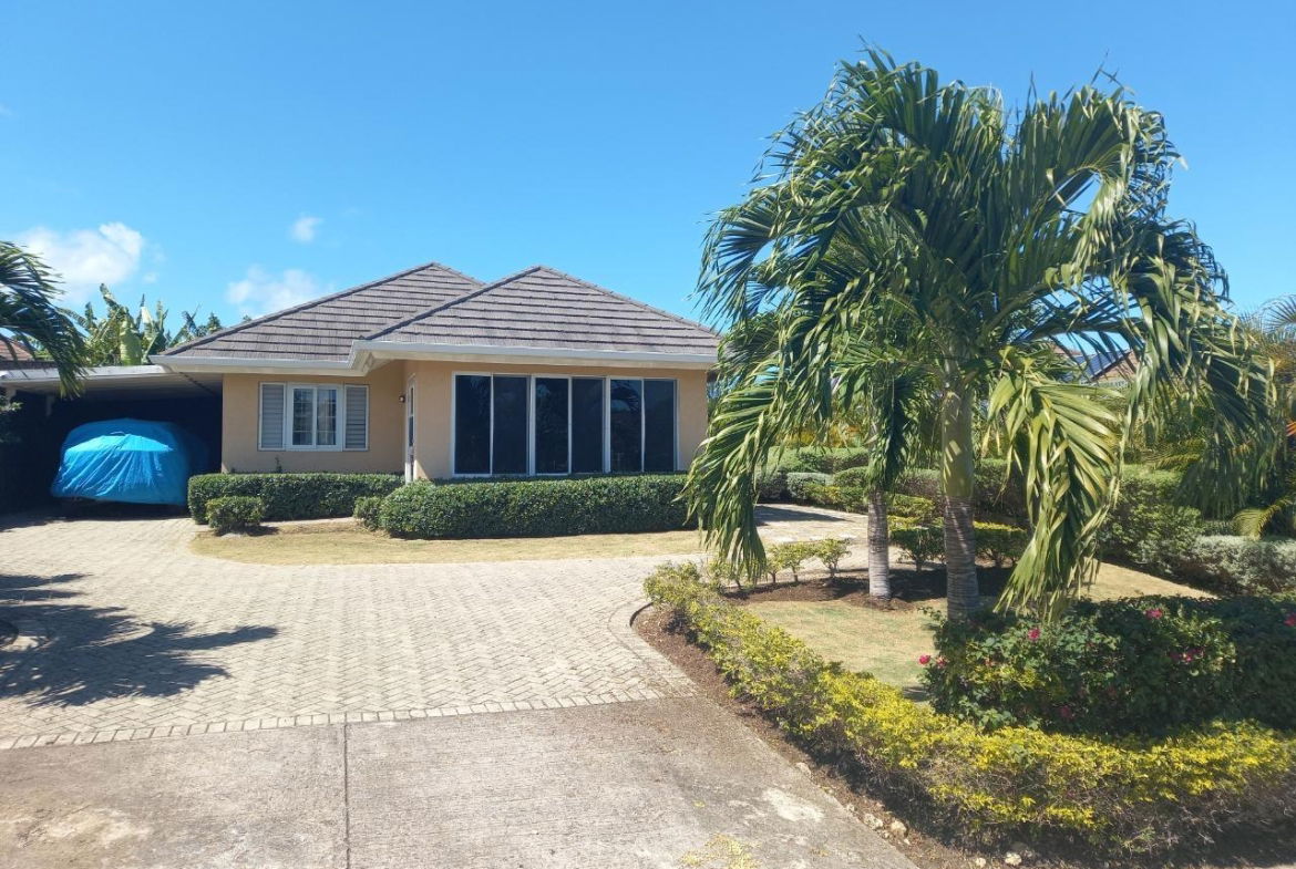 First image of 671 Mahoe Drive in Richmond, St. Ann, Jamaica - property is For Rent