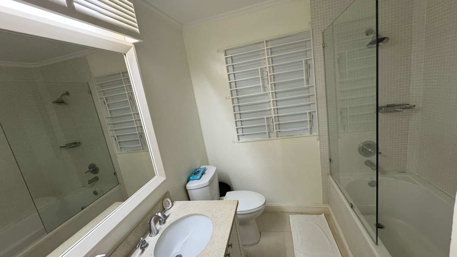 Ninth image of 671 Mahoe Drive in Richmond, St. Ann, Jamaica - property is For Rent
