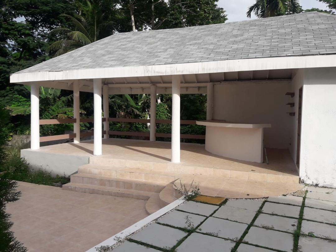 Seventeenth image of 1a Peters Avenue , Spring ga in Reading, St. James, Jamaica - property is For Rent