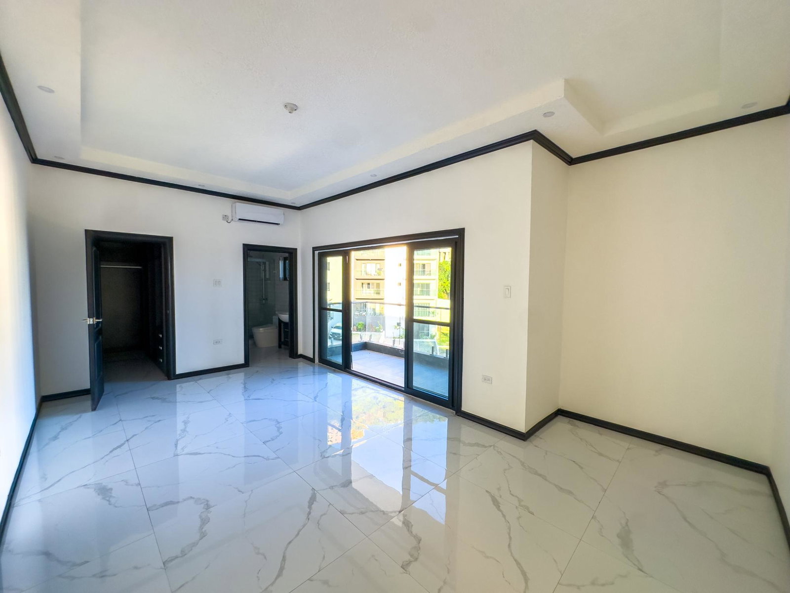 Eleventh image of 21-11-13 Hill Road in Kingston 8, St. Andrew, Jamaica - property is For Sale