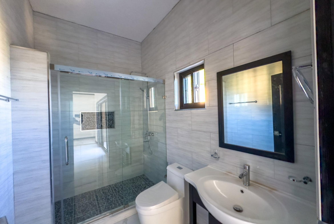 Thirteenth image of 21-11-13 Hill Road in Kingston 8, St. Andrew, Jamaica - property is For Sale