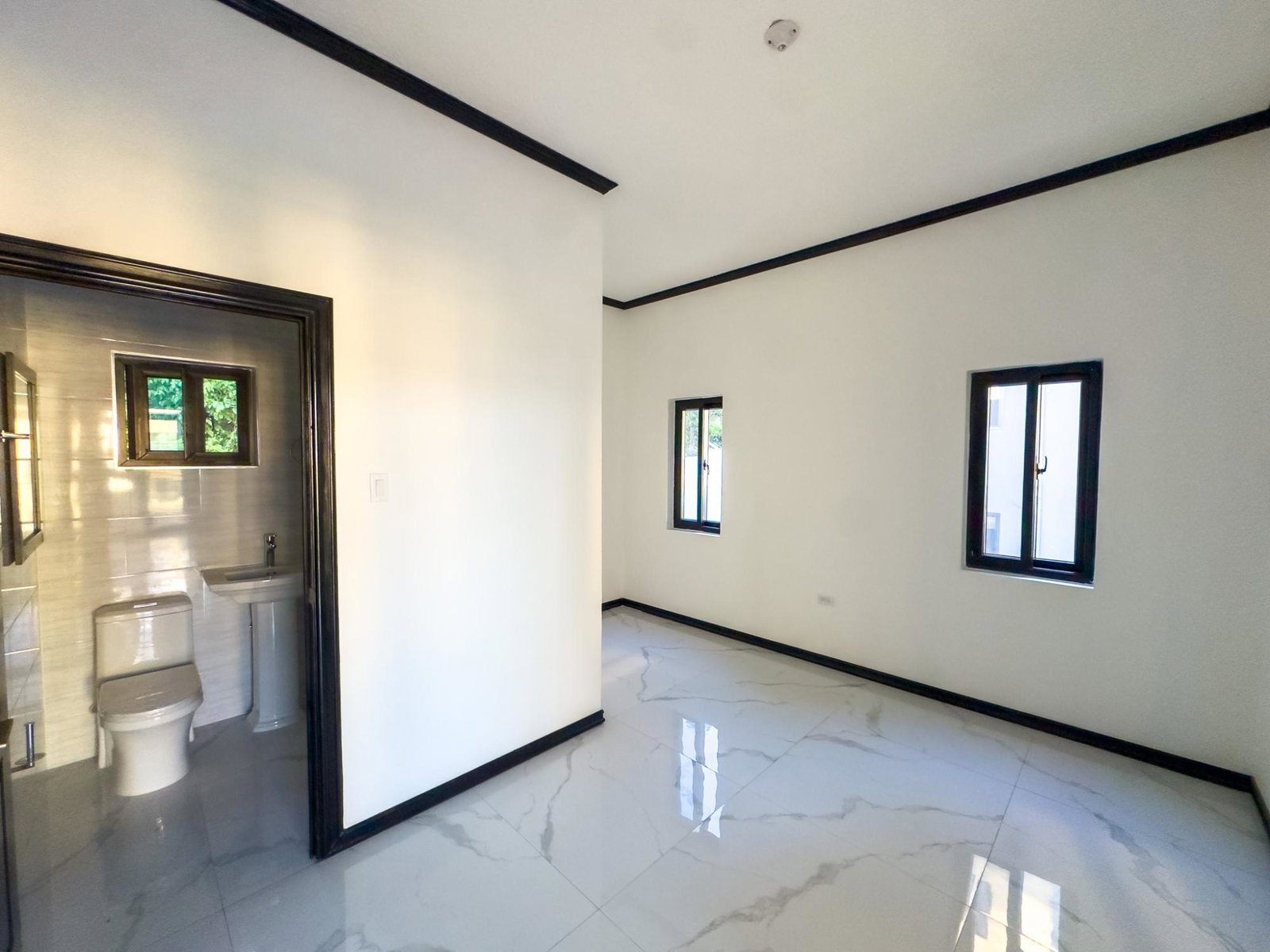 Sixteenth image of 21-11-13 Hill Road in Kingston 8, St. Andrew, Jamaica - property is For Sale