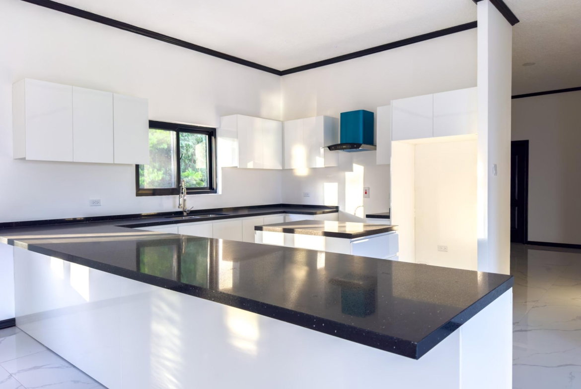 Fifth image of 21-11-13 Hill Road in Kingston 8, St. Andrew, Jamaica - property is For Sale