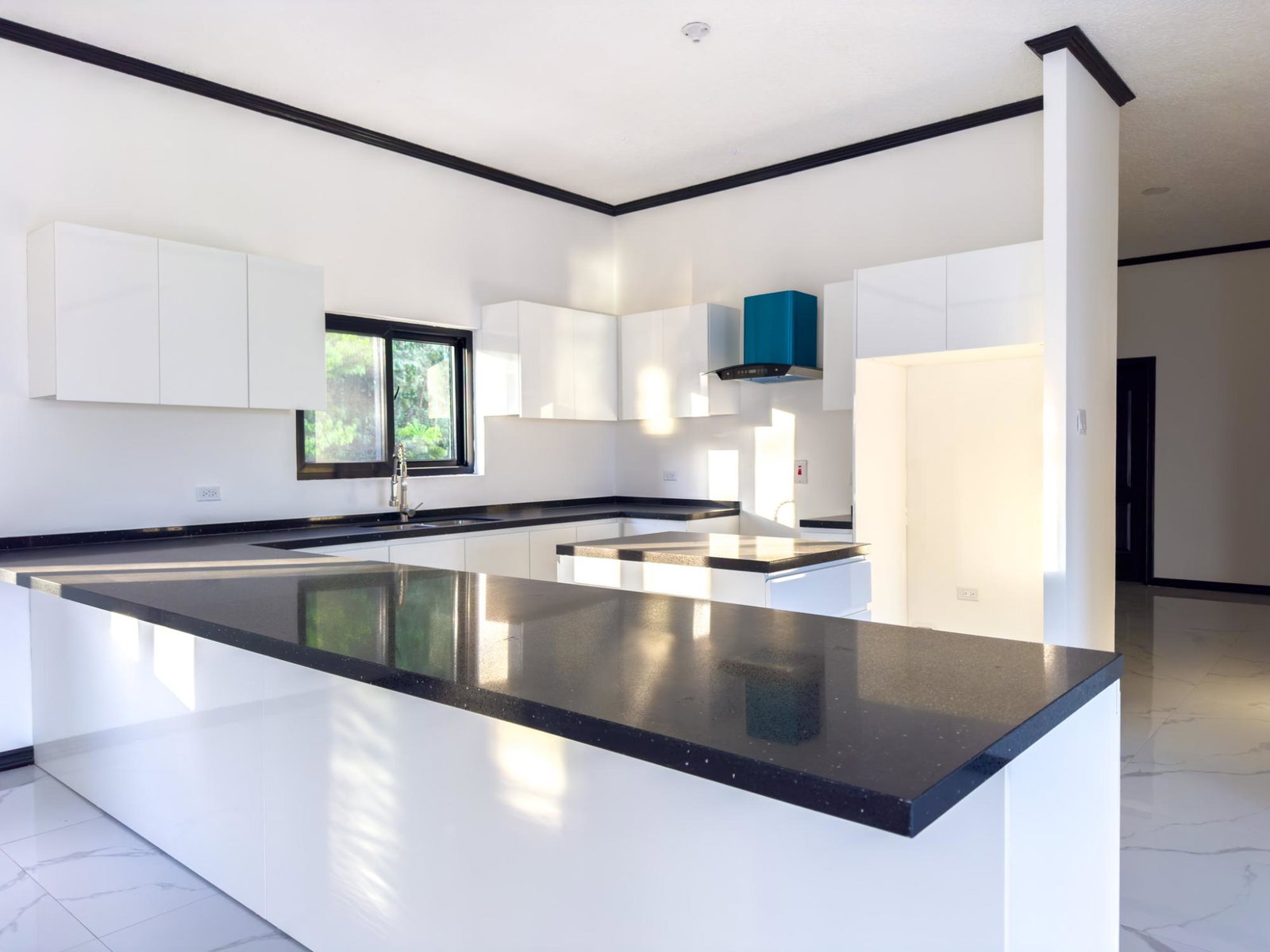 Fifth image of 21-11-13 Hill Road in Kingston 8, St. Andrew, Jamaica - property is For Sale