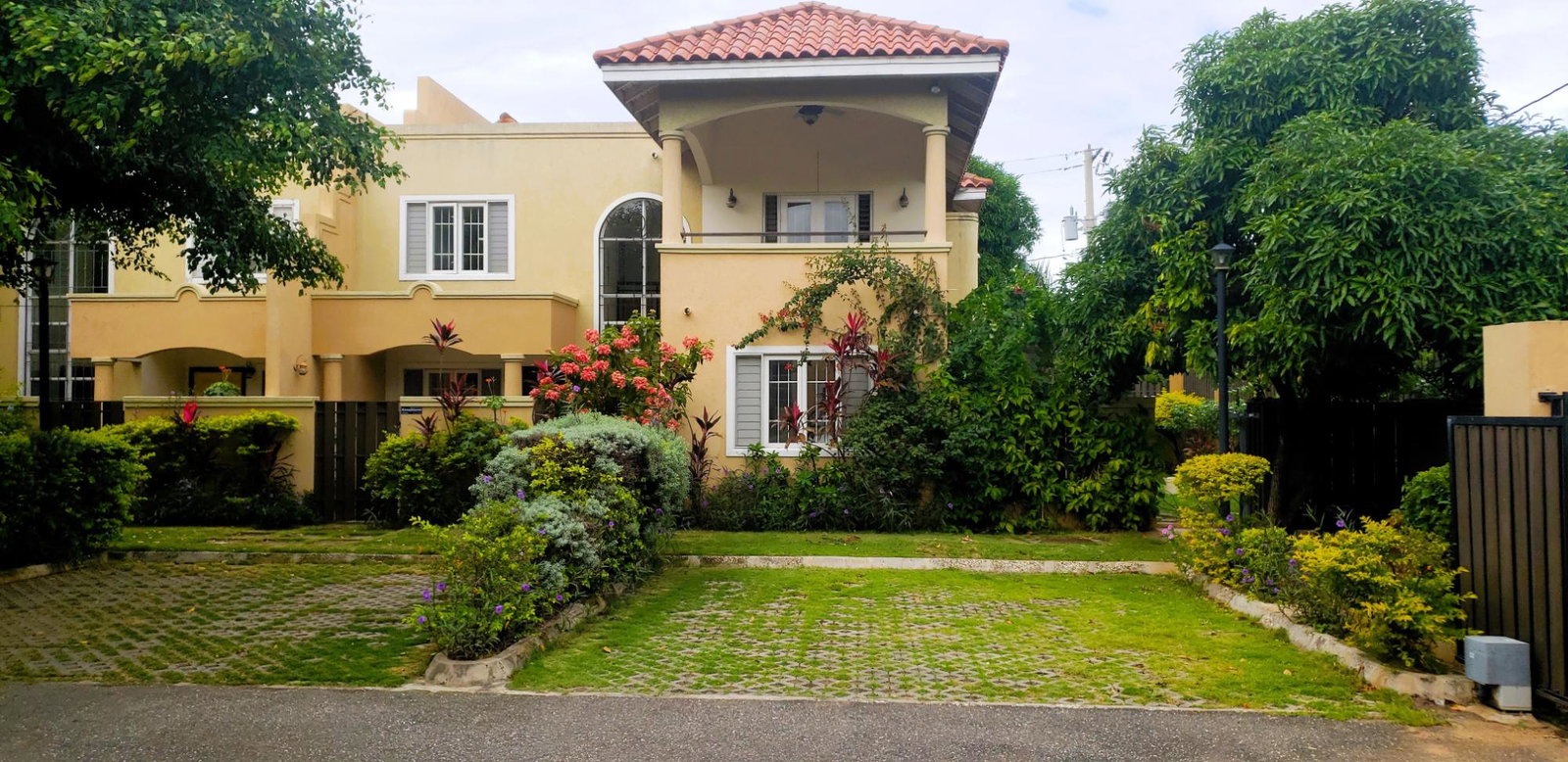 Second image of 1-8 Montrose Road in Kingston 10, St. Andrew, Jamaica - property is For Rent