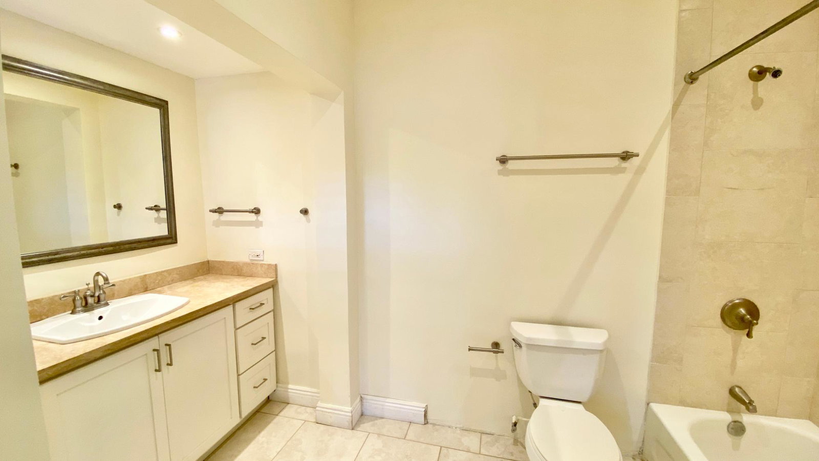 Eighteenth image of 3 Plymouth Way in Kingston 6, St. Andrew, Jamaica - property is For Rent