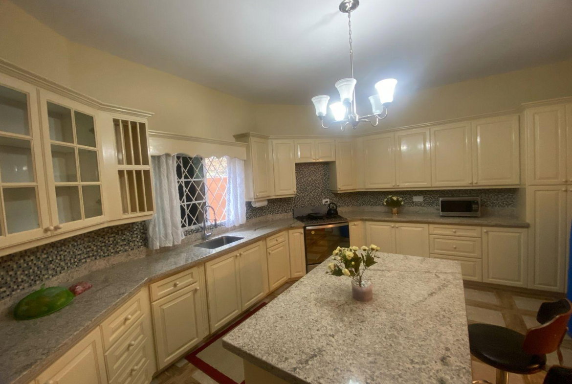 Fifteenth image of Kolanut Crescent Spur in Spur Tree, Manchester, Jamaica - property is For Sale