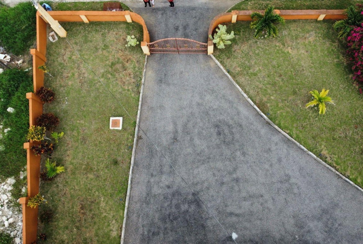 Eighth image of Kolanut Crescent Spur in Spur Tree, Manchester, Jamaica - property is For Sale