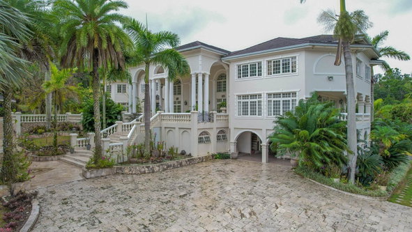 Twenty-First image of 15 Grove Road in Mandeville, Manchester, Jamaica - property is For Sale