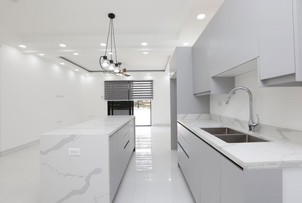 Sixth image of 11-32 Kings House Road in Kingston 6, St. Andrew, Jamaica - property is For Sale